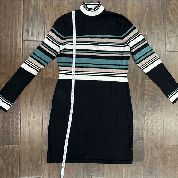 Mercer & Madison - Picture 6 of 9